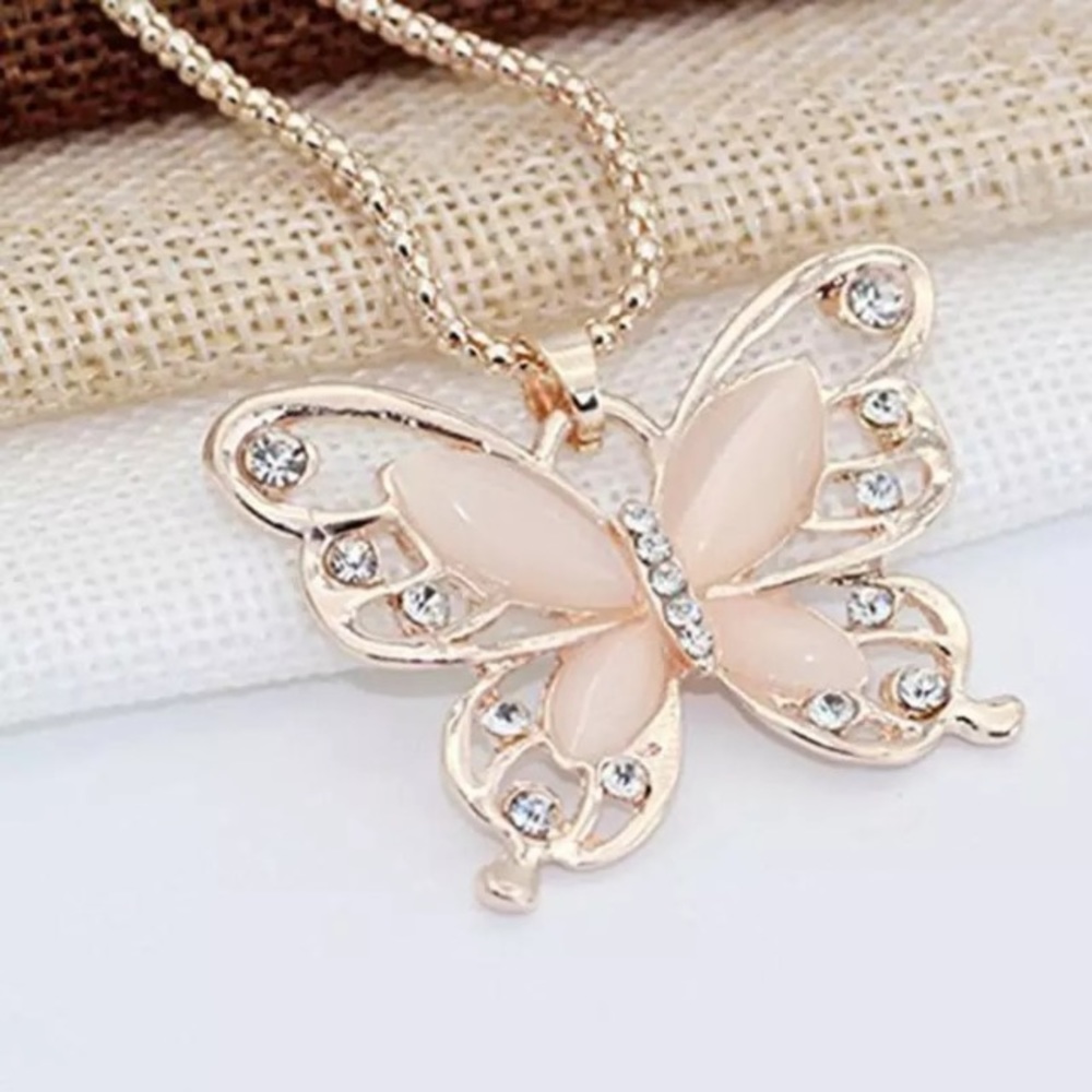 NEW!๐๐๐ฆBUTTERFLY ROSE๐GOLD TONE๐ฆ๐๐GORGEOUS! - Picture 6 of 8